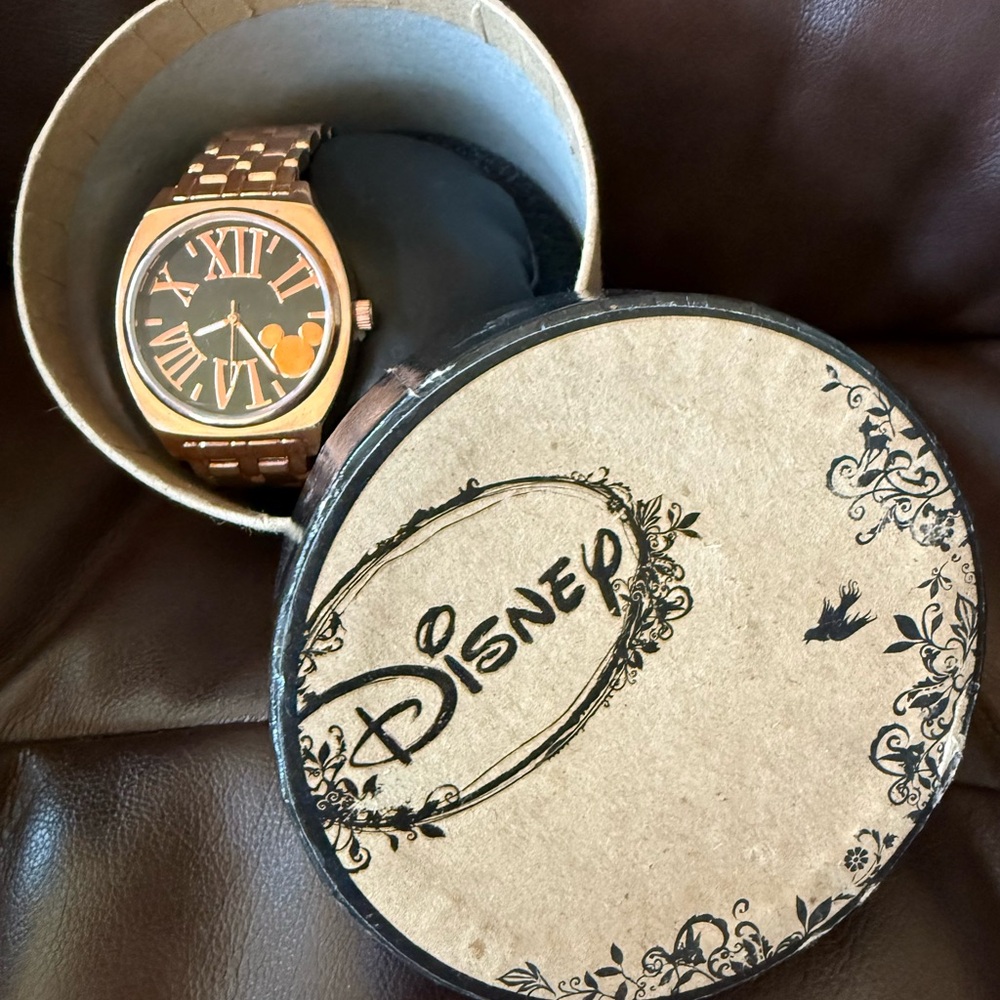 Disney Rose Gold Watch with Mickey Mouse Design never worn NIB